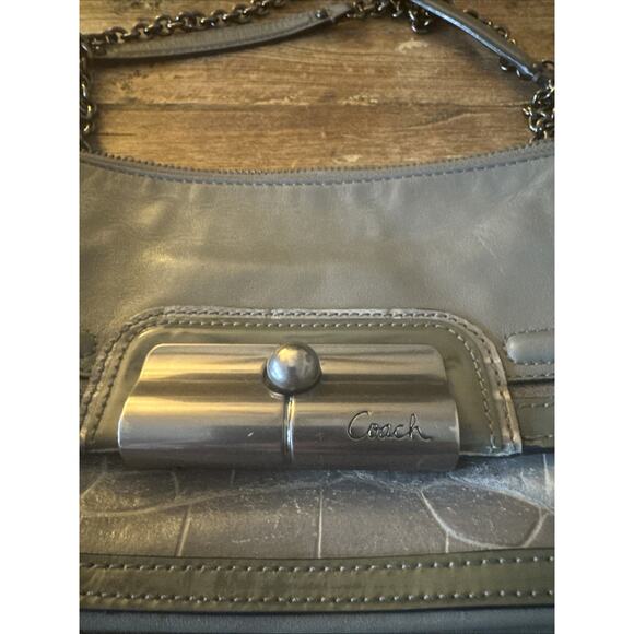 Vintage Kristin Olive Coach Chain bag - Picture 2 of 14